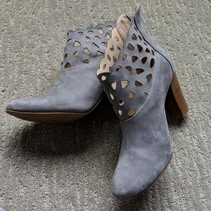 Ankle boots